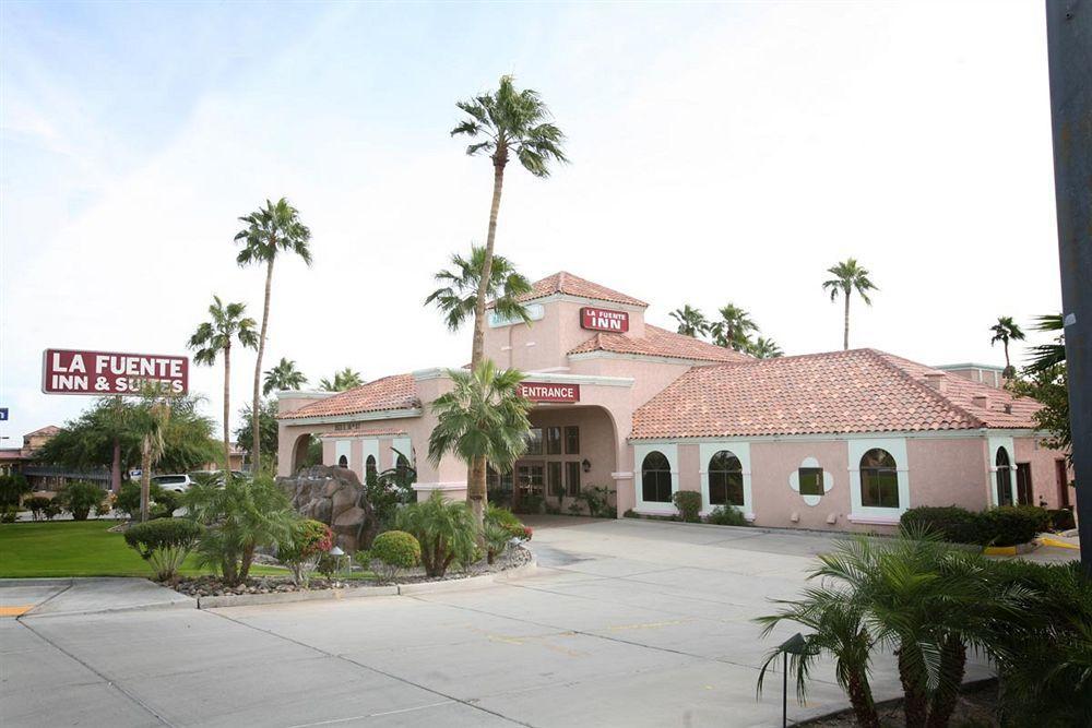 La Fuente Inn & Suites Yuma Exterior photo